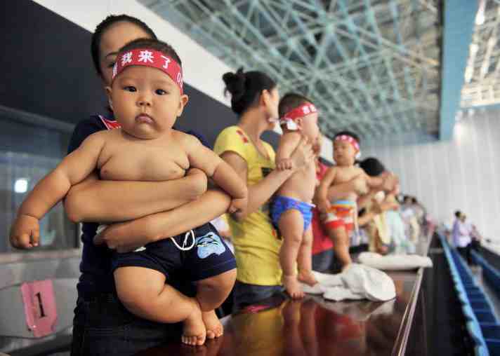 one-child-policy-law-chinese-baby-small