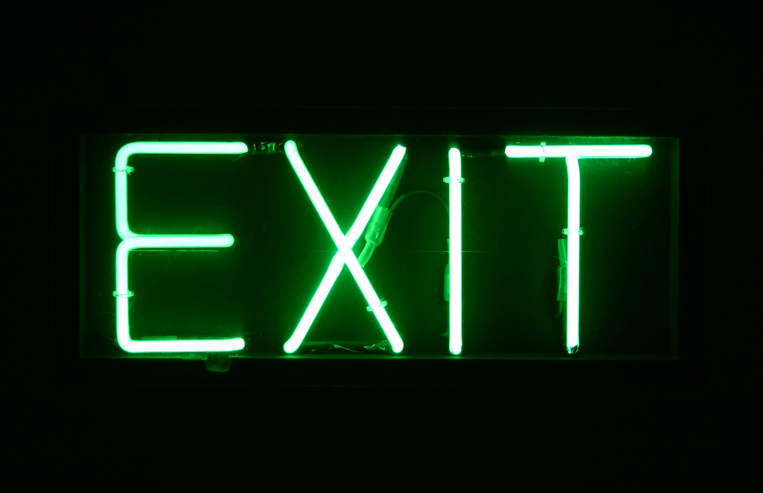 green_neon_exit_sign_083-a29-a